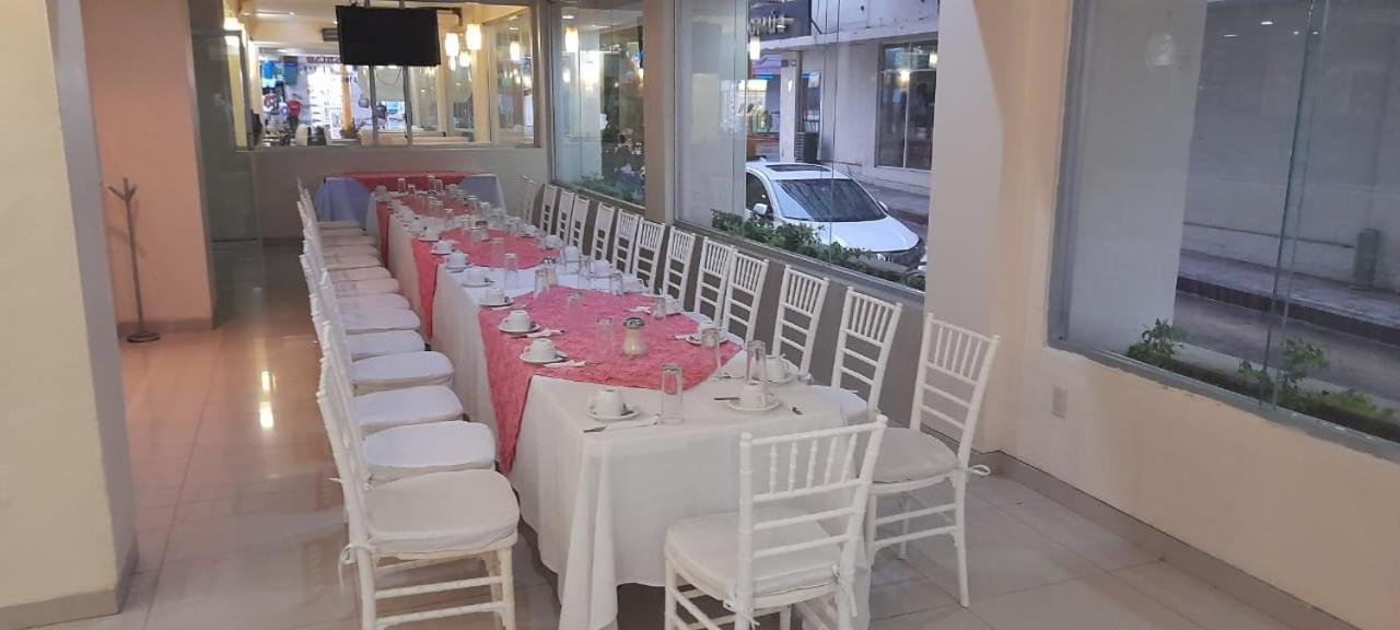 Hotel María Eugenia Tuxtla Gutiérrez Exterior foto